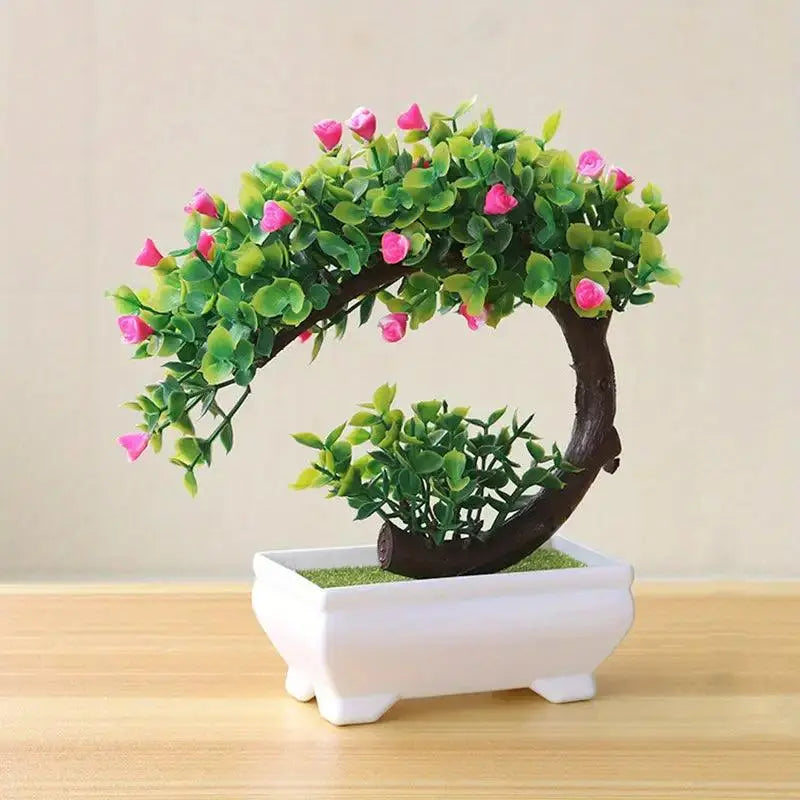 Artisanal Miniature Bonsai Tree – A Touch of Evergreen Elegance