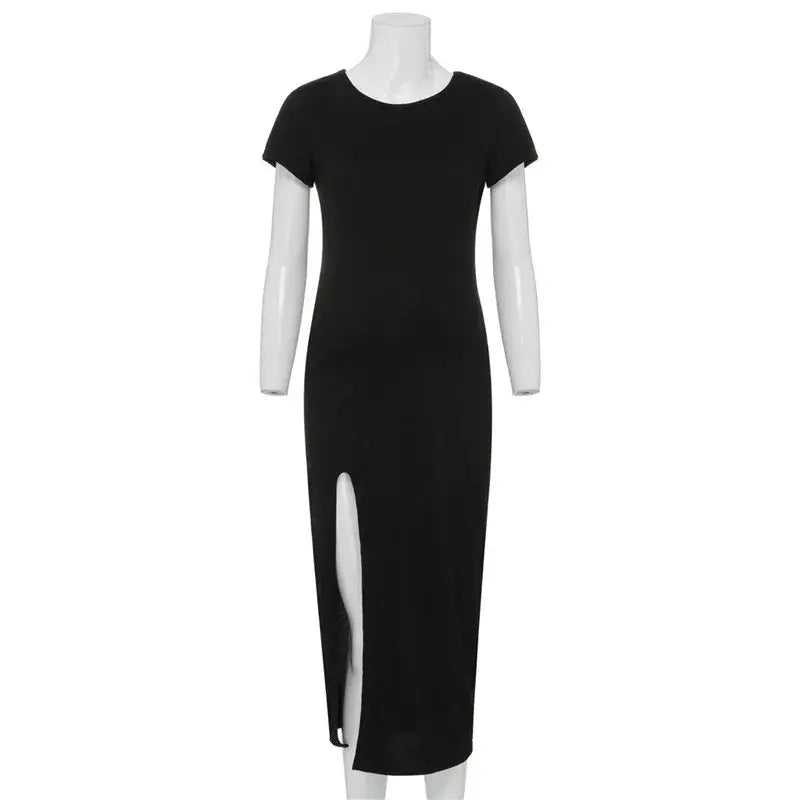 Comfort-Fit Maternity Maxi Dress with Short Sleeves - Perfect for Every Stage of Pregnancy